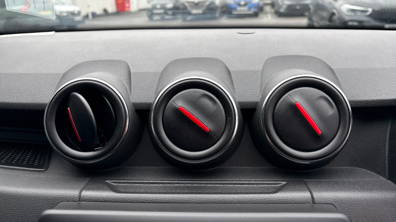 Dacia Duster 1.3 TCe 130 Techroad 5dr Petrol Estate